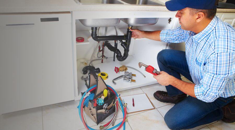 Local expert plumbing services in Englewood, FL